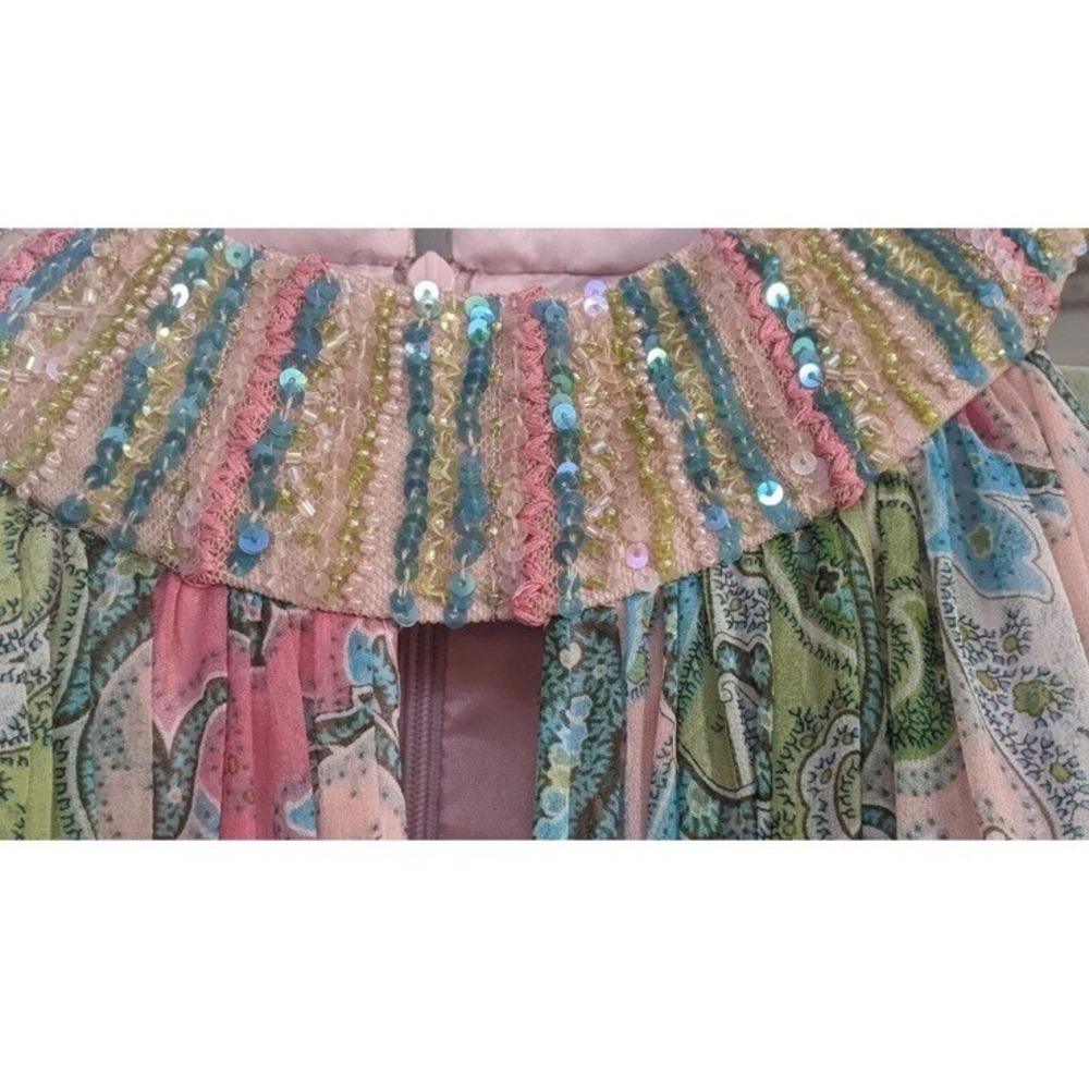 Cachet Women's Sz 6 Dress Pink & Green Blue Beaded Neckline Paisley Print - Picture 8 of 16